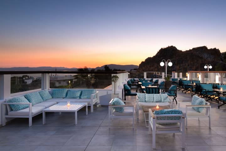Eagles Nest Hotel