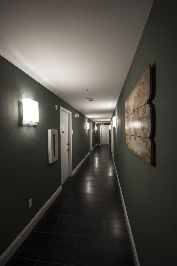 Beds n' Drinks Hostel