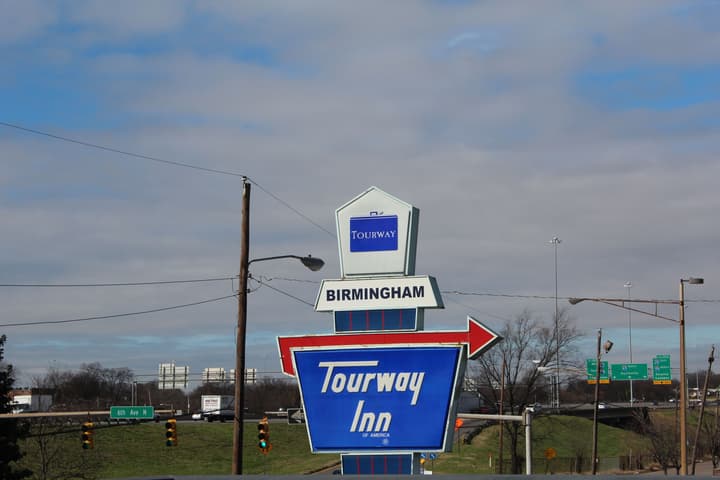 Super 8 by Wyndham Birmingham