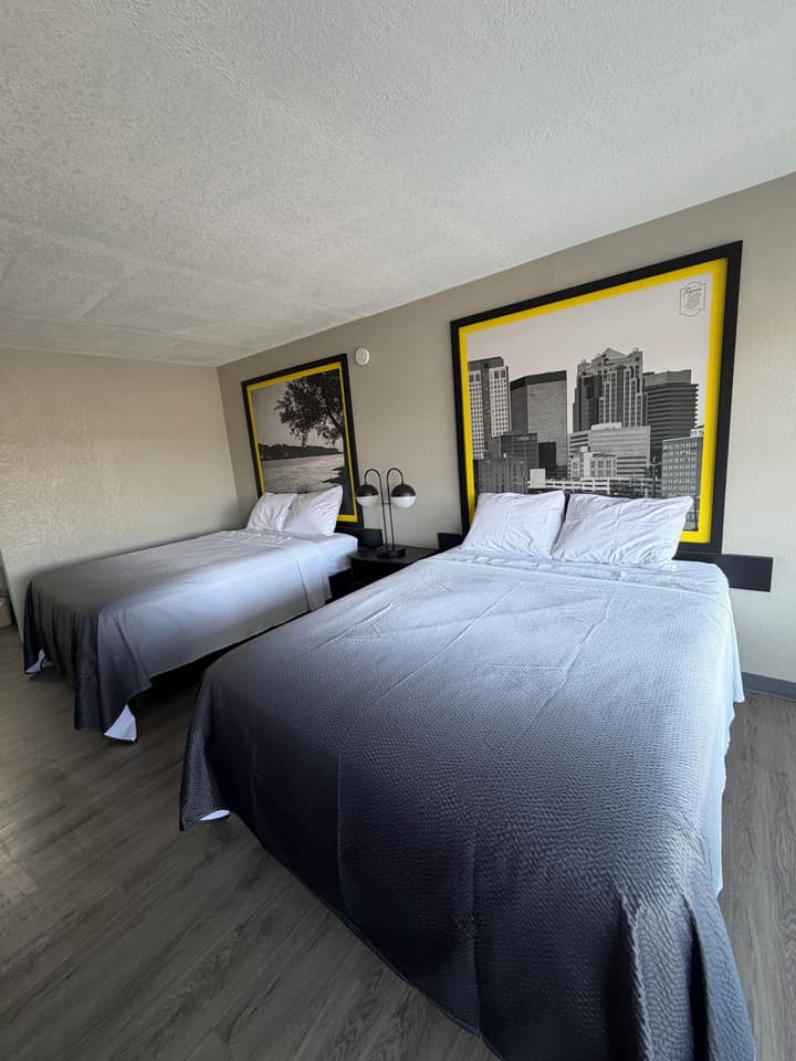 Super 8 by Wyndham Birmingham