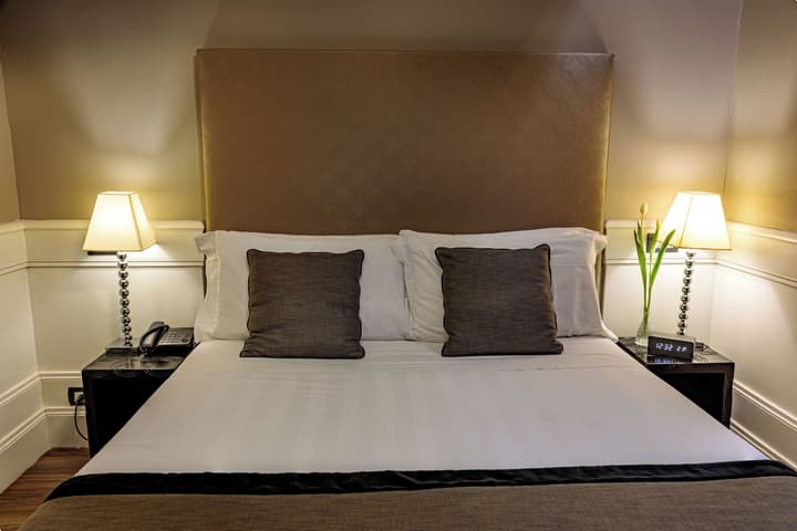 The Independent Suites