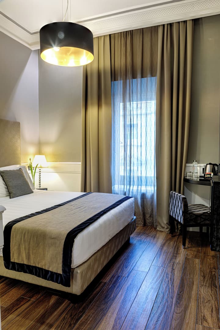 The Independent Suites