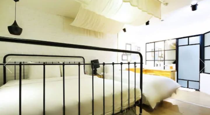 25 Hours Hotel