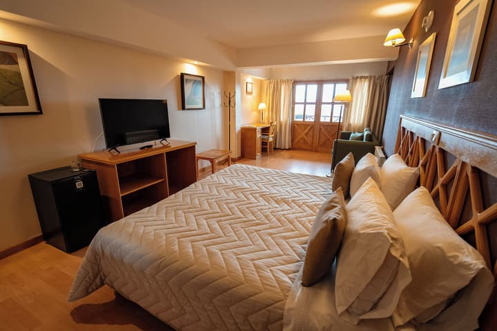 Altos Ushuaia Hotel & Resto
