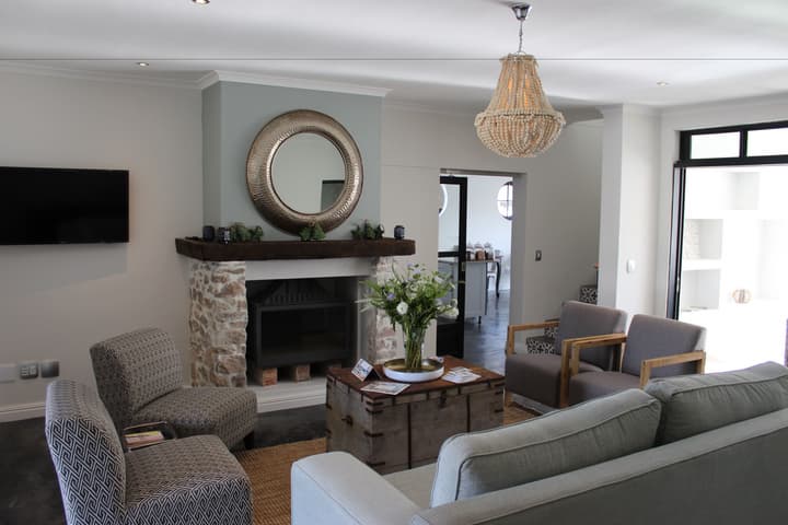 Whale Rock Luxury Lodge