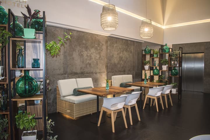 Square Small Luxury Hotel - Nuevo Consulado