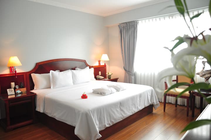 Kingdom Hotel