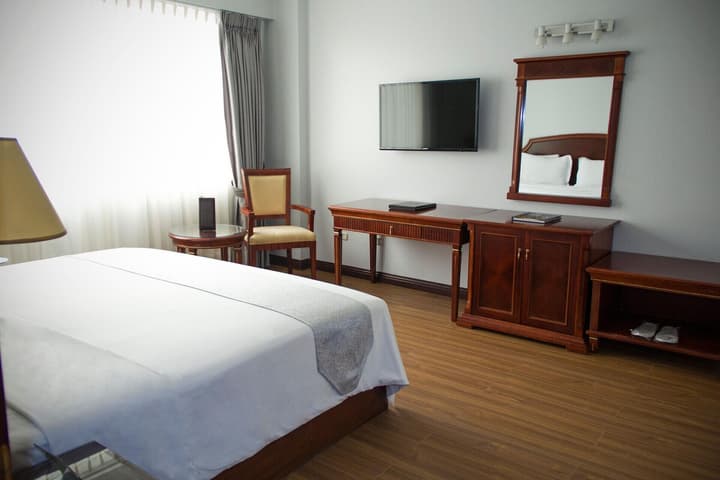 Kingdom Hotel