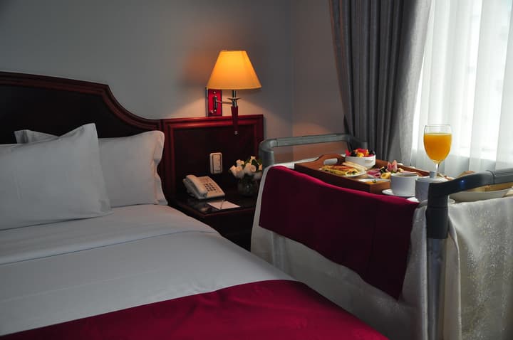 Kingdom Hotel