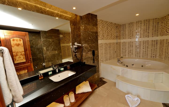 Green Nature Diamond Hotel