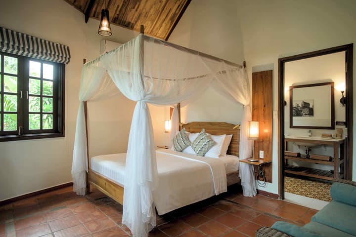 Cassia Cottage Resort and Spa
