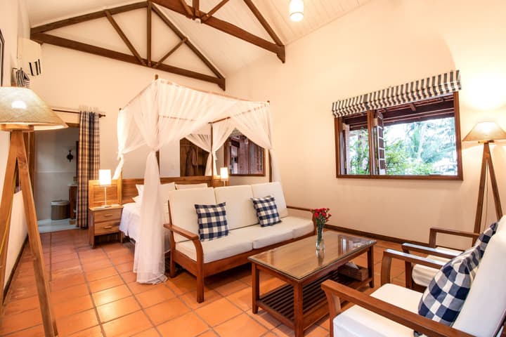 Cassia Cottage Resort and Spa