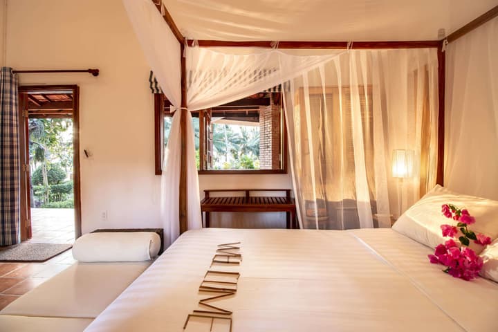 Cassia Cottage Resort and Spa
