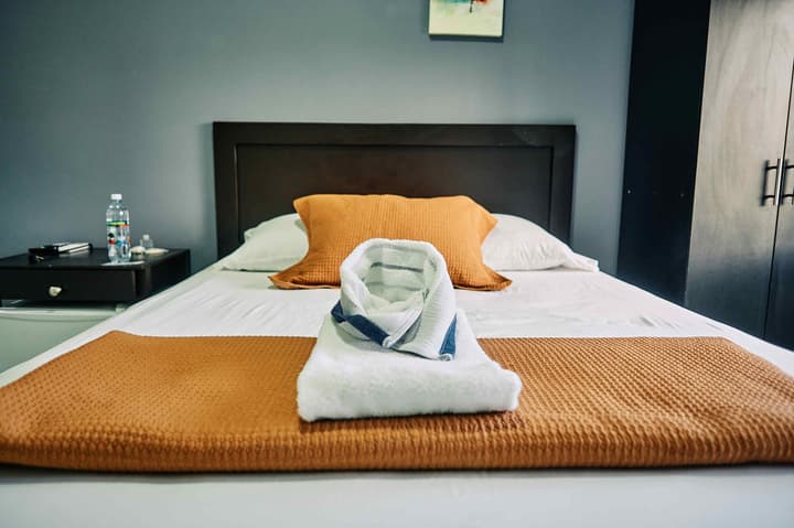 Hotel Tazumal House