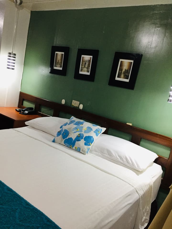 Hotel Tazumal House
