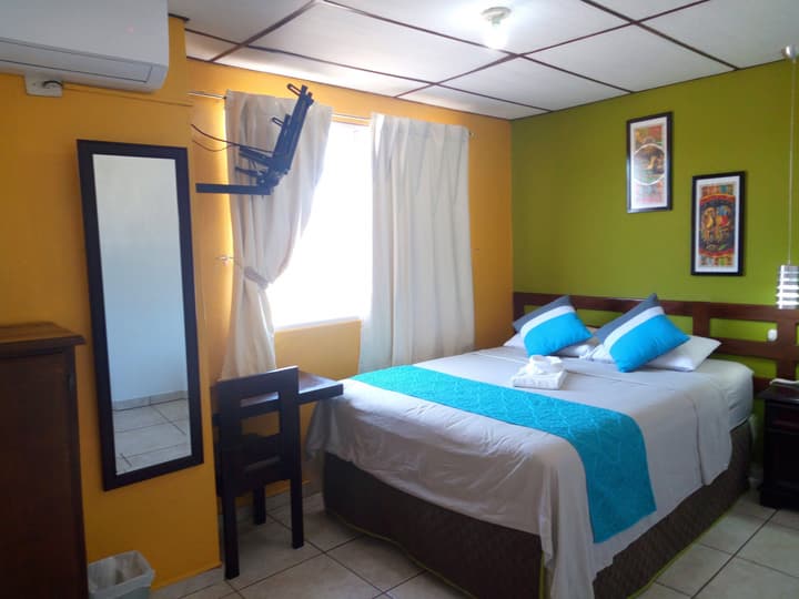 Hotel Tazumal House