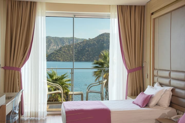 Orka Lotus Beach