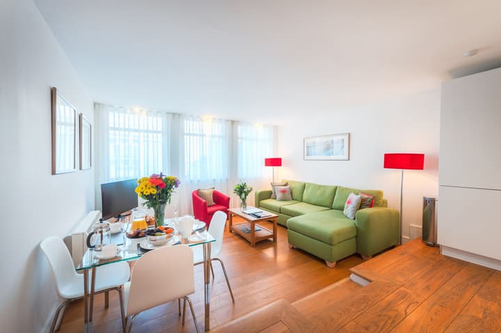 Highland Apartments By Mansley