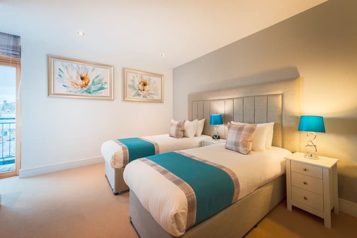 Highland Apartments By Mansley