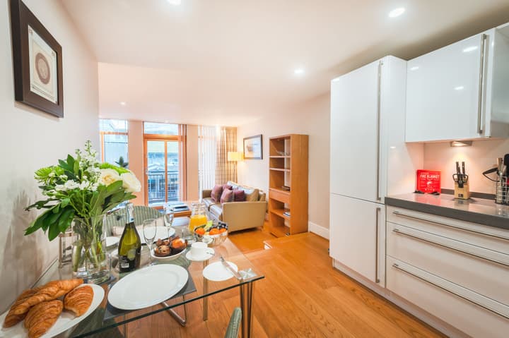 Highland Apartments By Mansley
