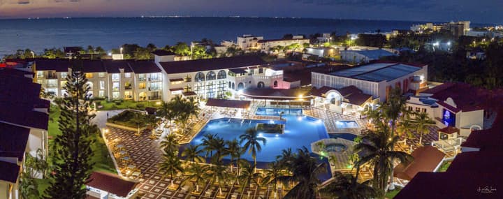 Cozumel Hotel & Resort - All Inclusive
