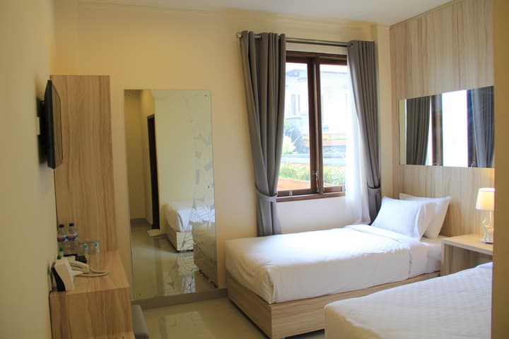 CLV Hotel & Villa
