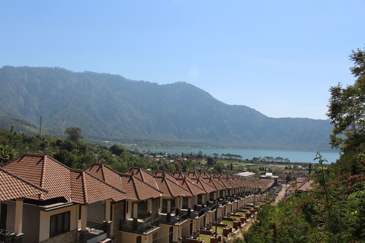 CLV Hotel & Villa