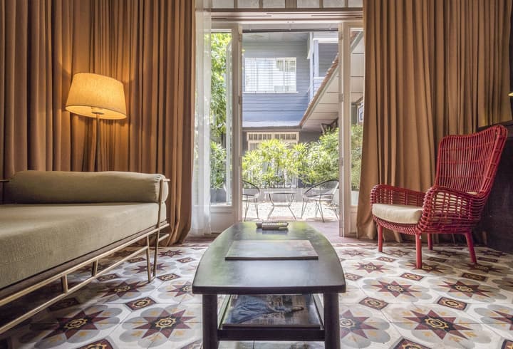 The Henry Hotel Manila