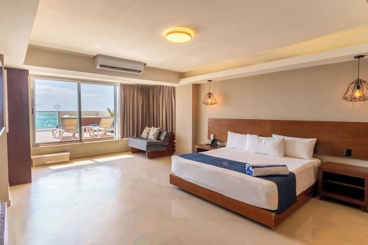Ocean Dream Cancun by GuruHotel