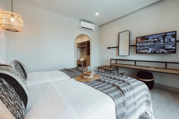 Eliros Mare Beachfront Poem Hotel