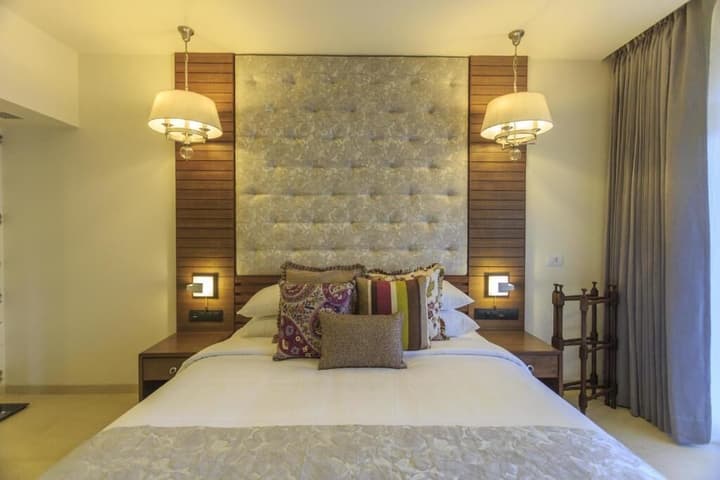 Acron Waterfront Resort