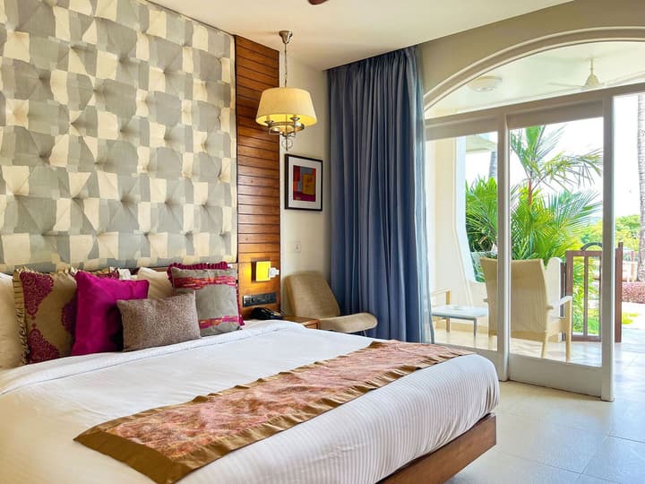 Acron Waterfront Resort