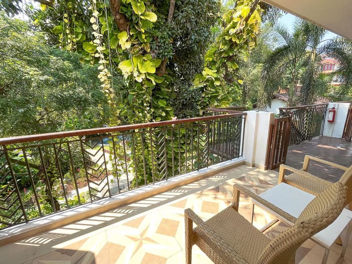 Acron Waterfront Resort