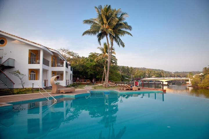 Acron Waterfront Resort