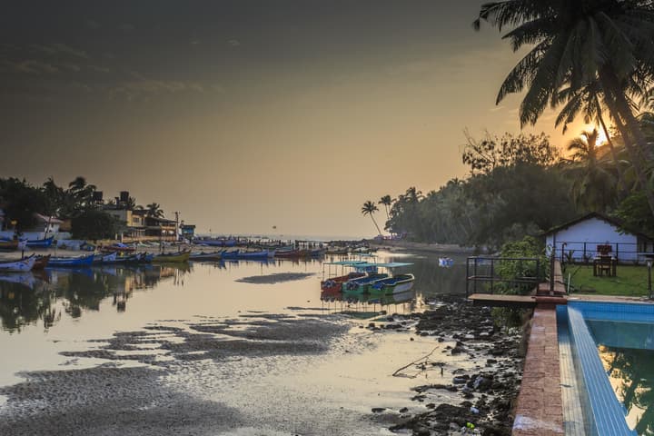 Acron Waterfront Resort