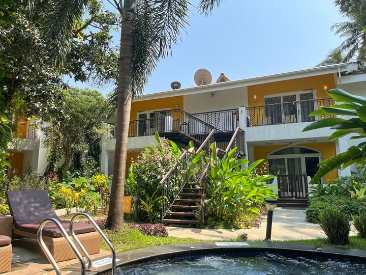Acron Waterfront Resort