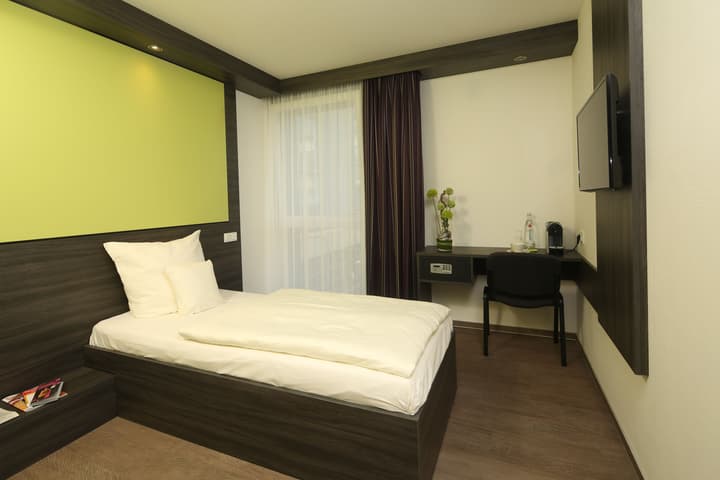 Economy-Hotel