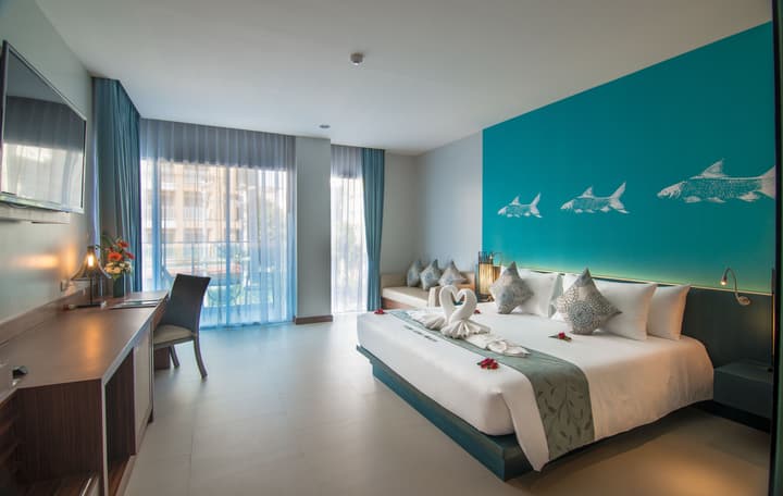 Fishermen's Harbour Urban Resort