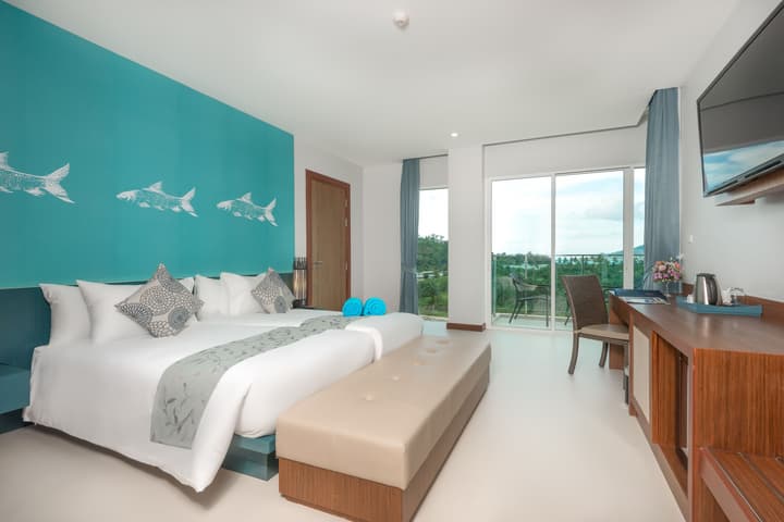 Fishermen's Harbour Urban Resort