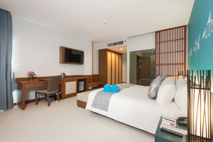 Fishermen's Harbour Urban Resort