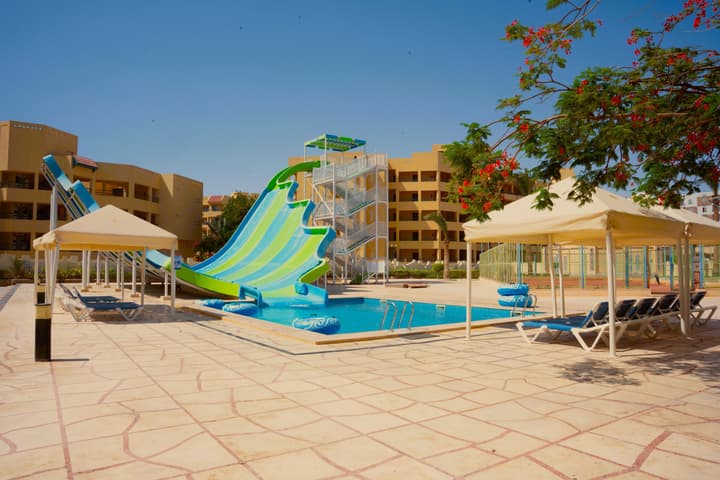 Sunny Days Mirette Family Resort - All inclusive