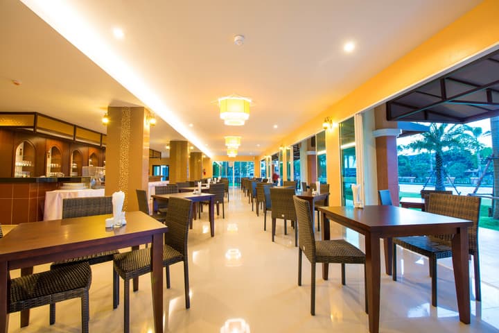 Krabi Front Bay Resort