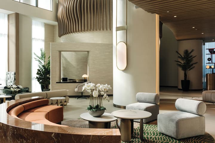 Pullman Dubai Jumeirah Lakes Towers - Hotel and Residence