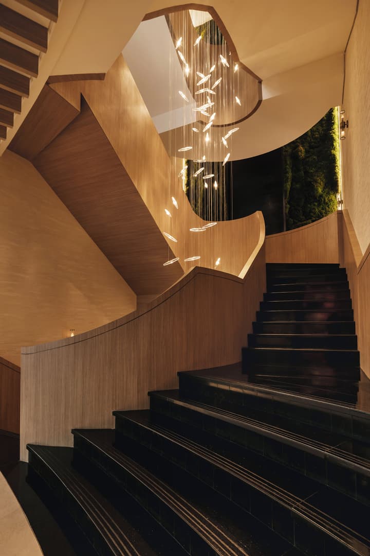 Pullman Dubai Jumeirah Lakes Towers - Hotel and Residence