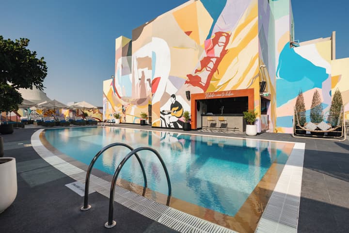 Pullman Dubai Jumeirah Lakes Towers - Hotel and Residence