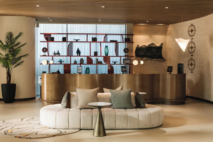 Pullman Dubai Jumeirah Lakes Towers - Hotel and Residence