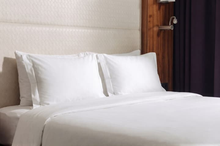 Pullman Dubai Jumeirah Lakes Towers - Hotel and Residence