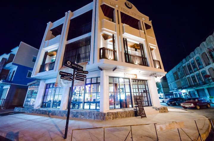 Nakorn de Sukhothai hip hotel