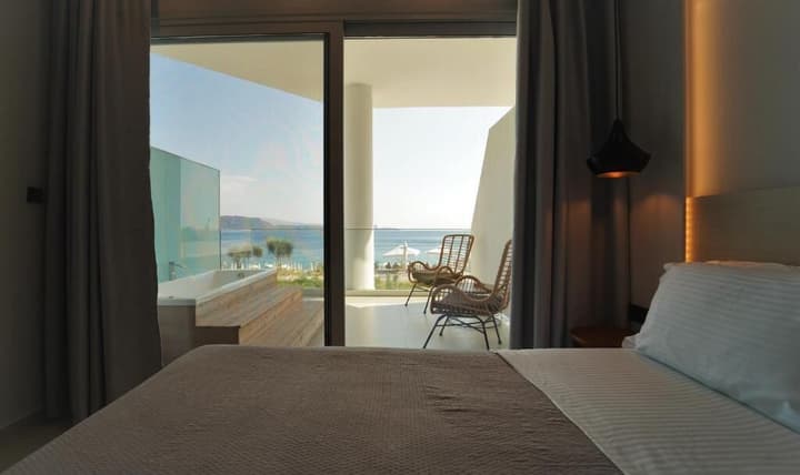 Enjoy Lichnos Bay Village, Camping, Hotel & Apartments
