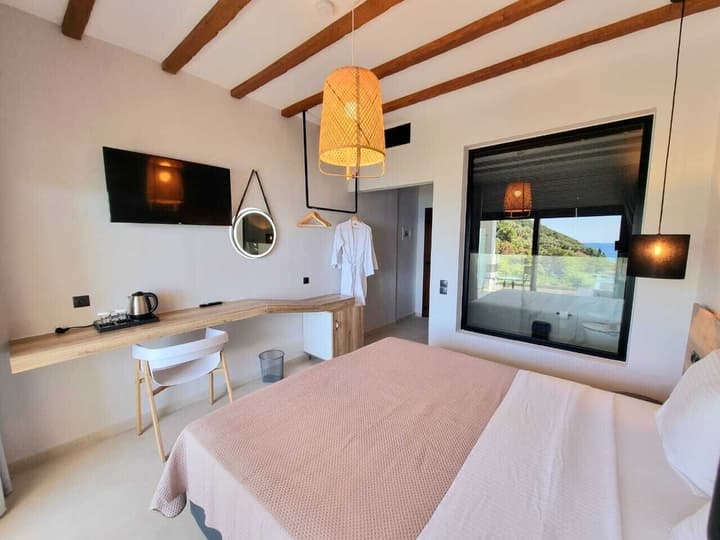 Enjoy Lichnos Bay Village, Camping, Hotel & Apartments